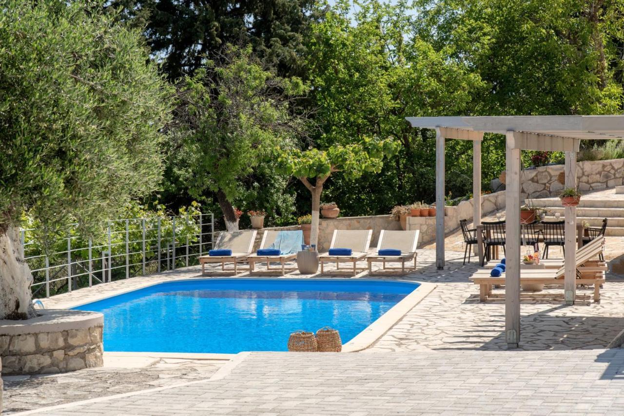 Villa Chrysallis With Heated Pool Georgioupoli Exterior foto